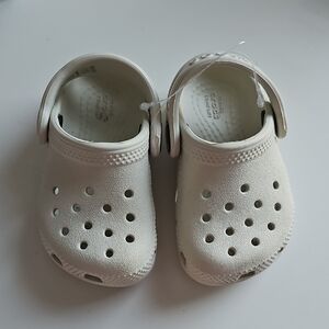 CROCS Kids White Classic Clog with Heel Strap